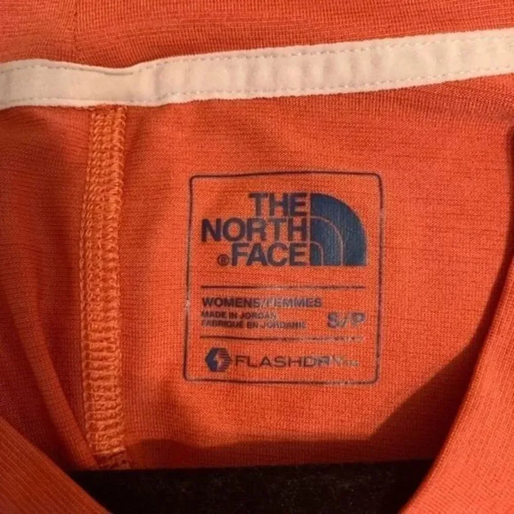 The‎ North Face Top Womens Small Orange FlashDry Athletic V-Neck Performance Tee - Picture 3 of 4